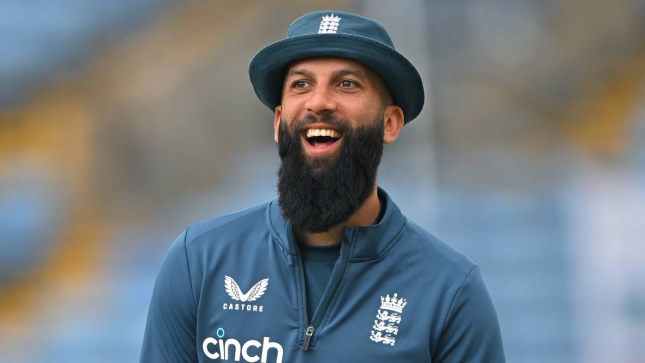Moeen Ali makes the bucket hat look even cooler, Headingley, July 5, 2023