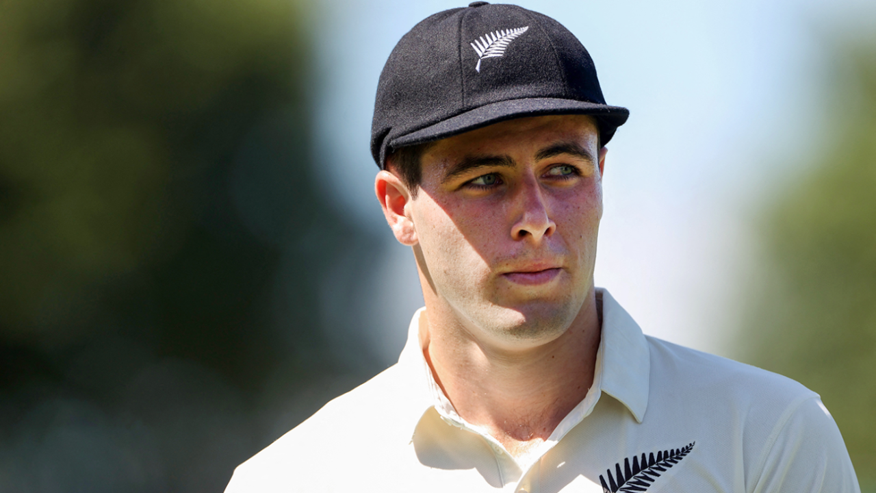 Will O'Rourke looks on, New Zealand vs South Africa, 2nd Test, Hamilton, 1st day, February 13, 2024