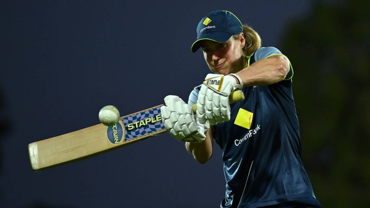 Ellyse Perry watches the ball onto the bat, Australia vs New Zealand, 1st women's T20I, Mackay, September 19, 2024
