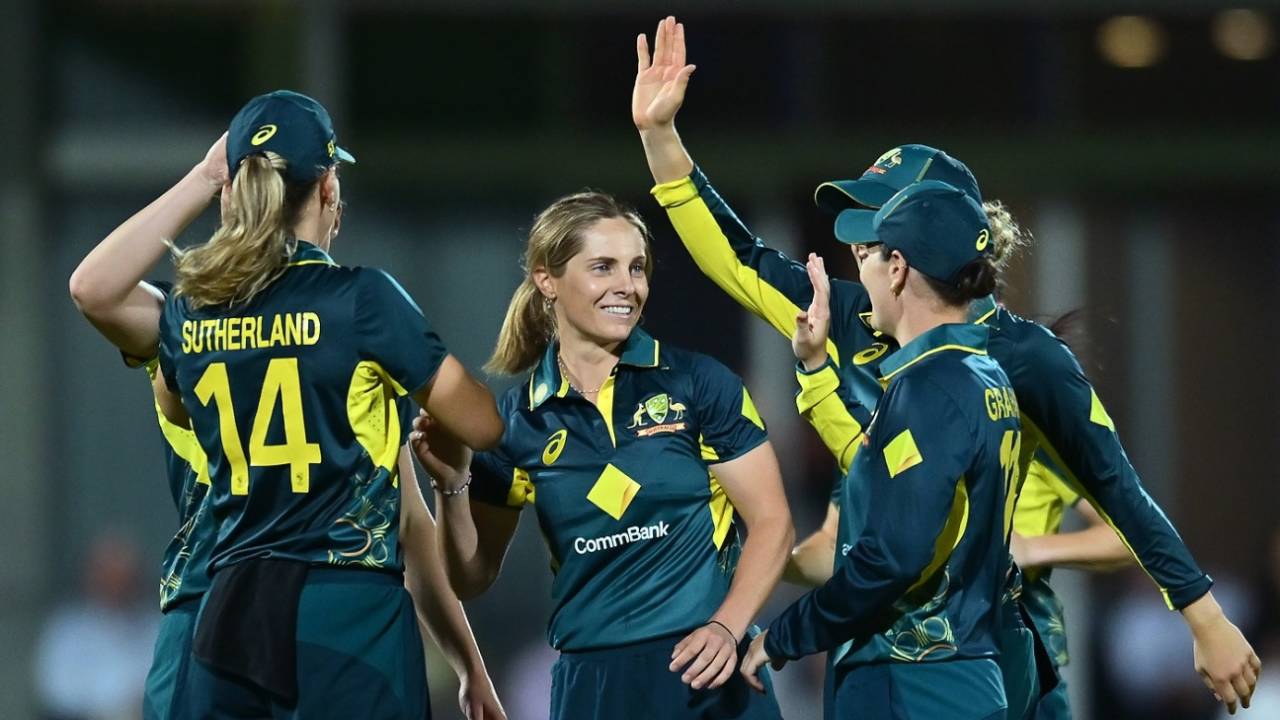 Sophie Molineux struck with her first ball, Australia vs New Zealand, 1st women's T20I, Mackay, September 19, 2024