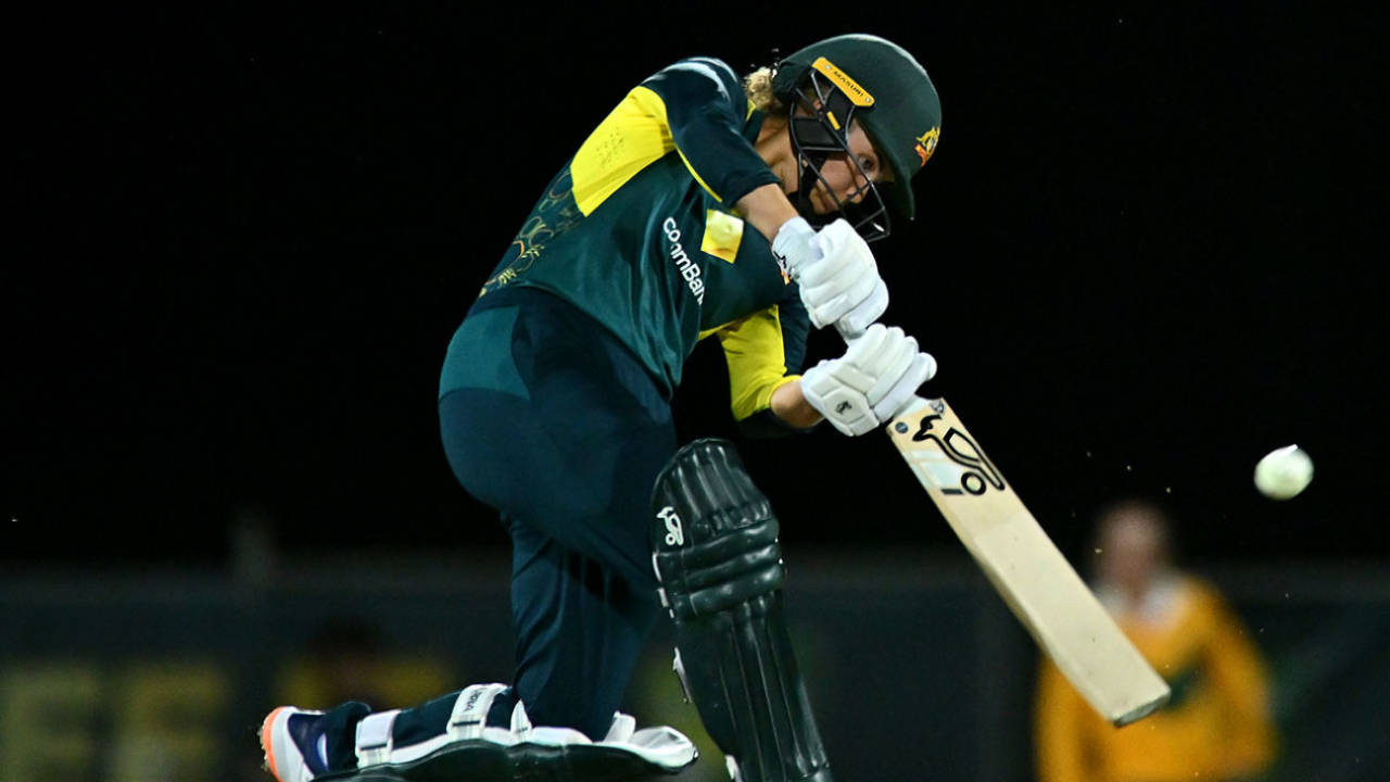 Phoebe Litchfield regularly found the boundary, Australia vs New Zealand, 1st women's T20I, Mackay, September 19, 2024