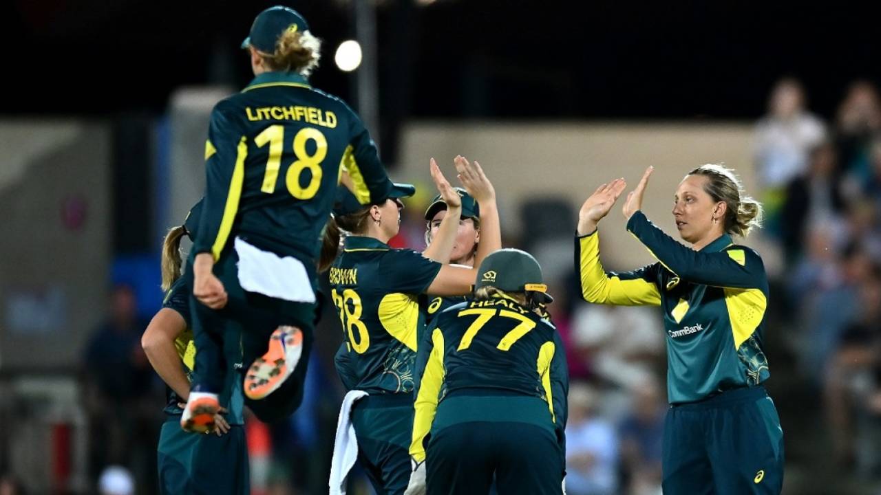 Ashleigh Gardner returned three wickets after missing the opening game due to a concussion scare, Australia vs New Zealand, 2nd women's T20I, Mackay, September 22, 2024