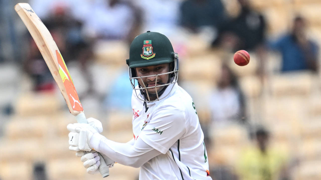 Shakib Al Hasan batted while biting a strap, India vs Bangladesh, 1st Test, 4th day, Chennai, September 22, 2024