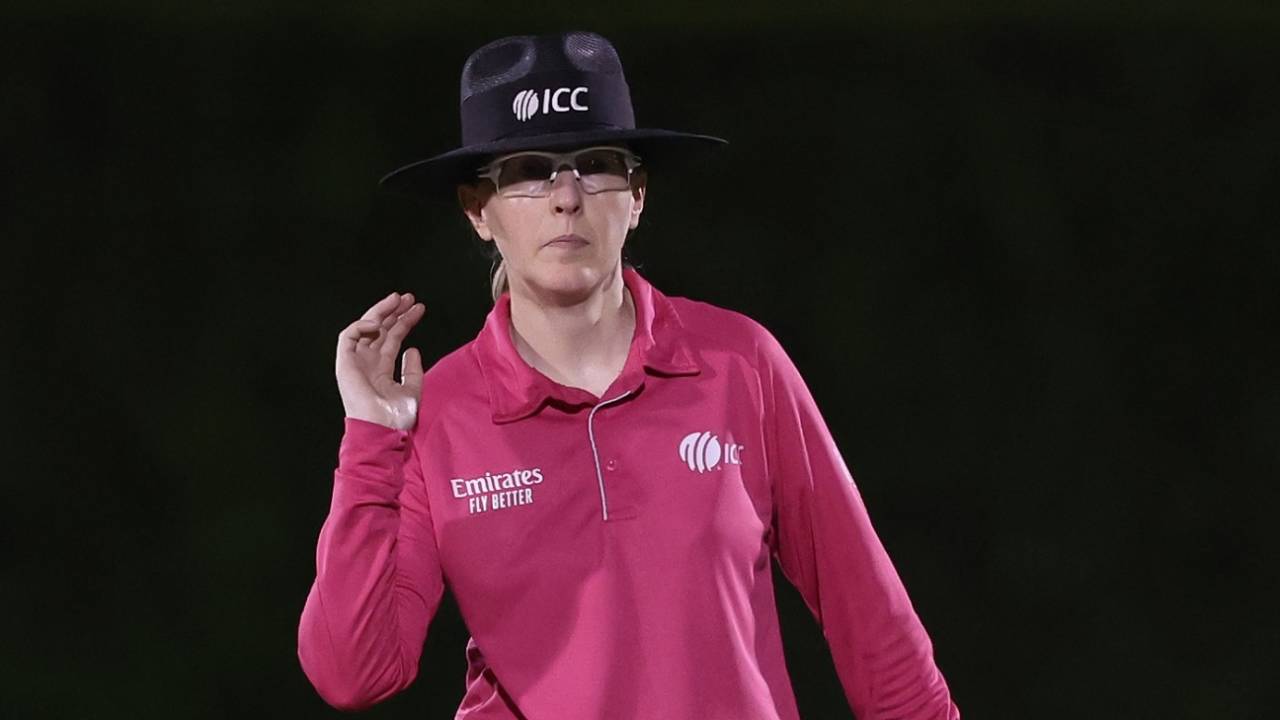 Kim Cotton officiates in a warm-up game, India vs South Africa, Women's T20 World Cup, Warm-up, Dubai, October 1, 2024