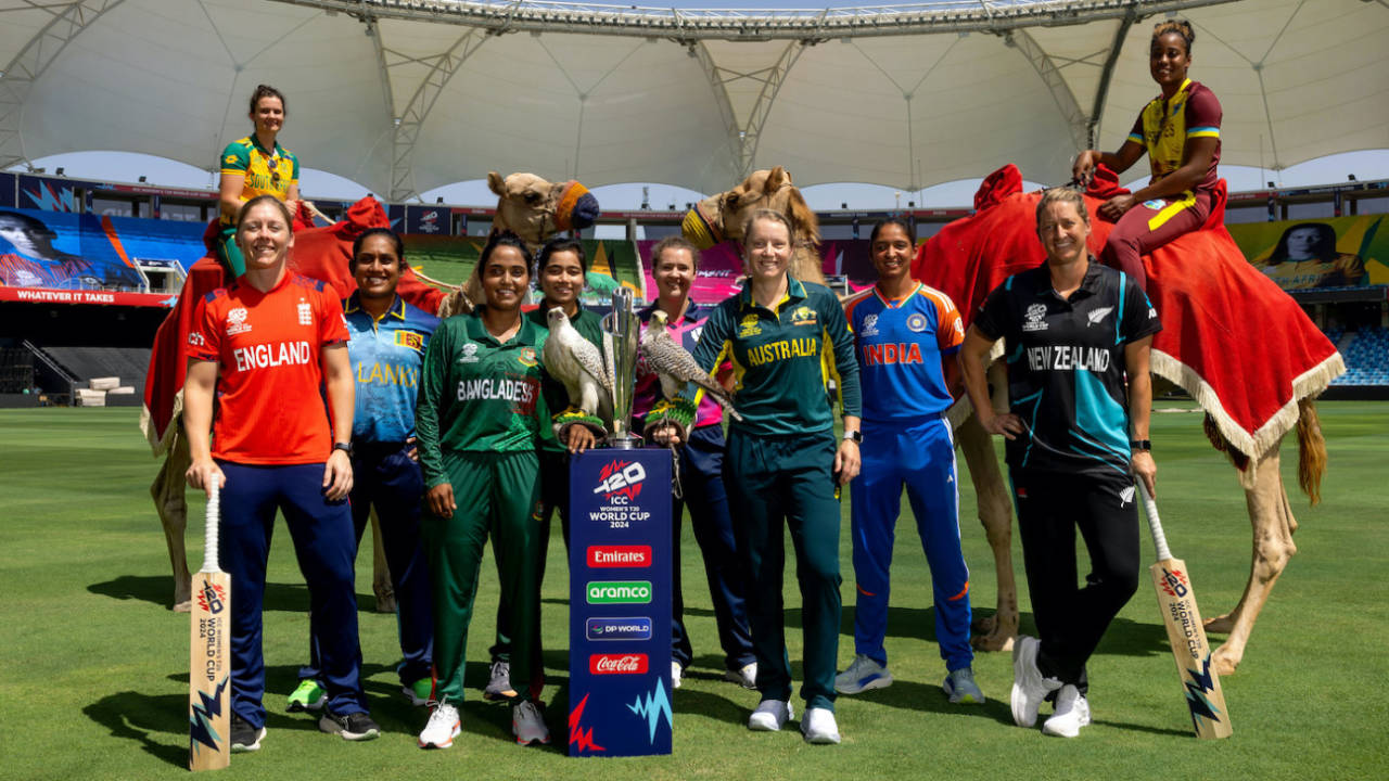 The captains of the ten teams in the Women's T20 World Cup, 2024, pose for a group picture, Women's T20 World Cup 2024, October 2, 2024