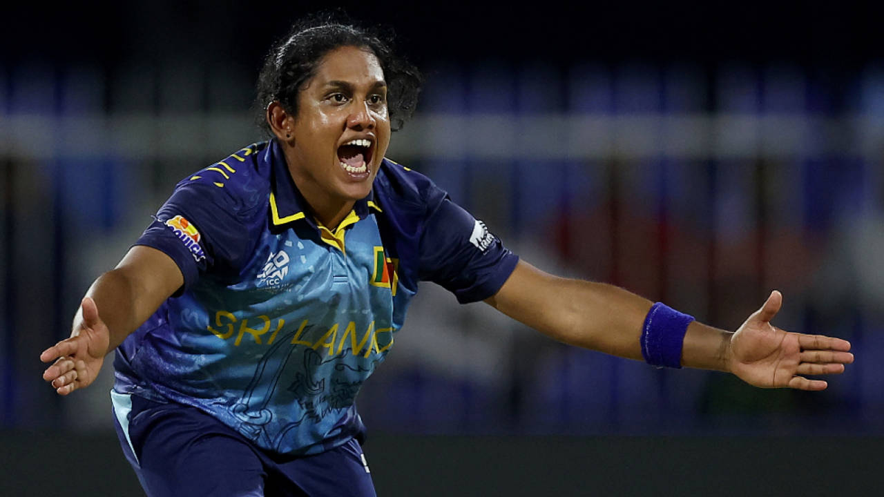 Chamari Athapaththu belts out an appeal - successfully - for the lbw of Aliya Riaz, Pakistan vs Sri Lanka, Women's T20 World Cup 2024, Sharjah, October 3, 2024