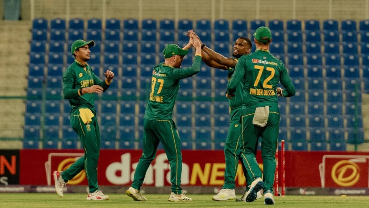 Lizaad Williams was among the wickets again, Ireland vs South Africa, 2nd ODI, Abu Dhabi, October 4, 2024