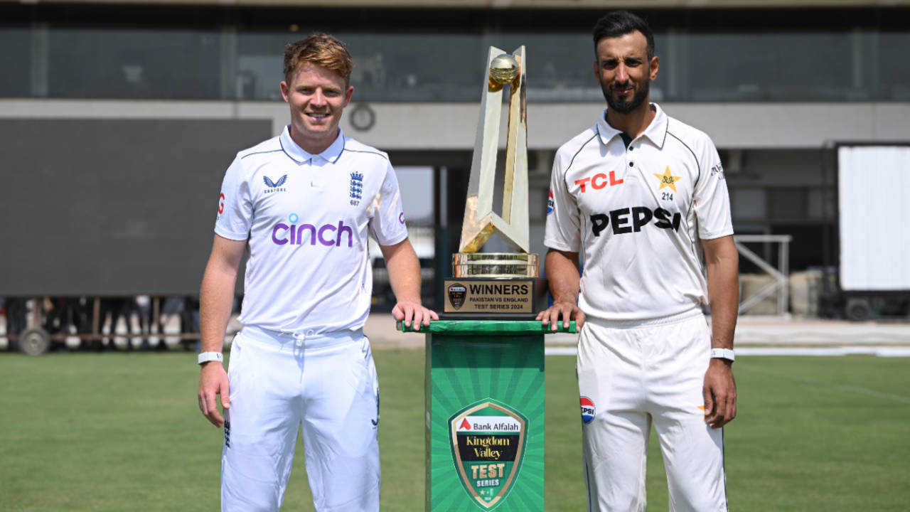 Ollie Pope and Shan Masood pose with the series trophy, Pakistan vs England, 1st Test, Multan, preview day, October 6, 2024