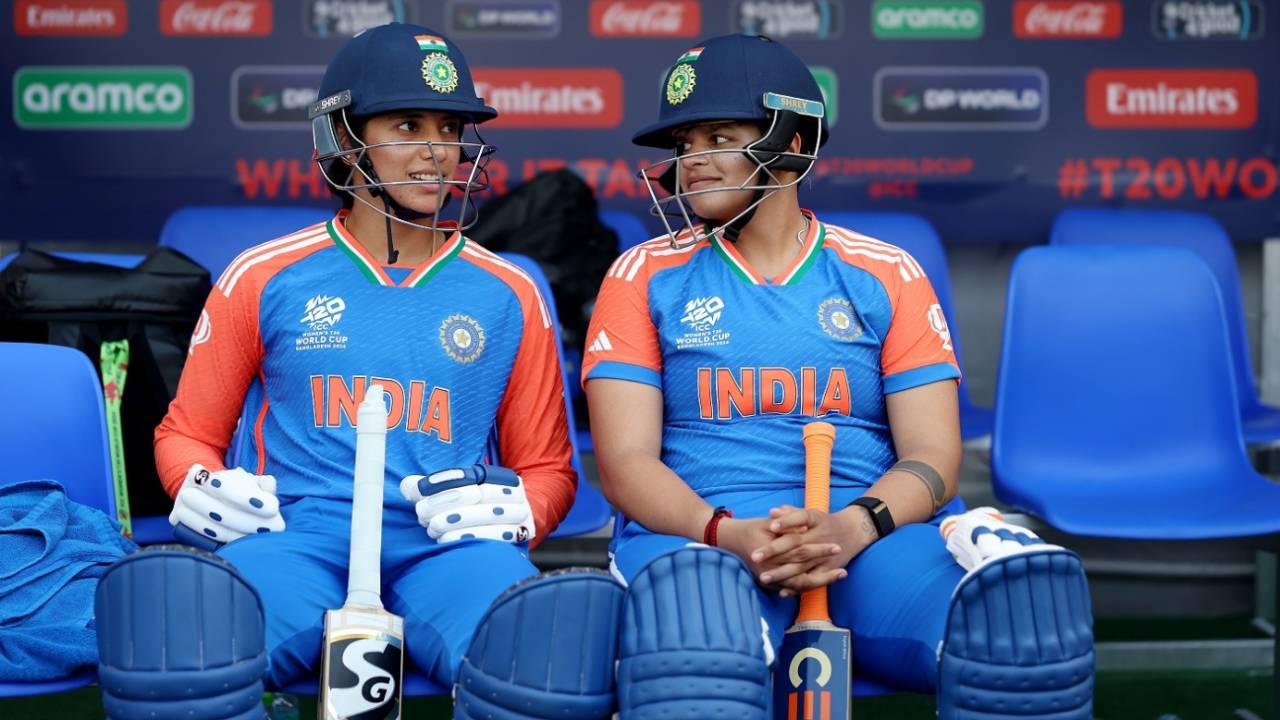 Smriti Mandhana and Shafali Verma in the dugout ahead of the chase, Women's T20 World Cup 2024, India vs Pakistan, Group A, Dubai, October 6, 2024