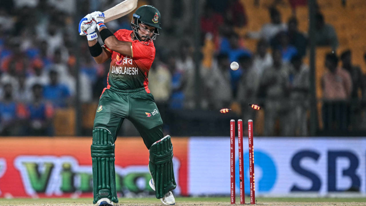 Parvez Hossain Emon chopped one on from Arshdeep Singh, India vs Bangladesh, 1st T20I, Gwalior, October 6, 2024