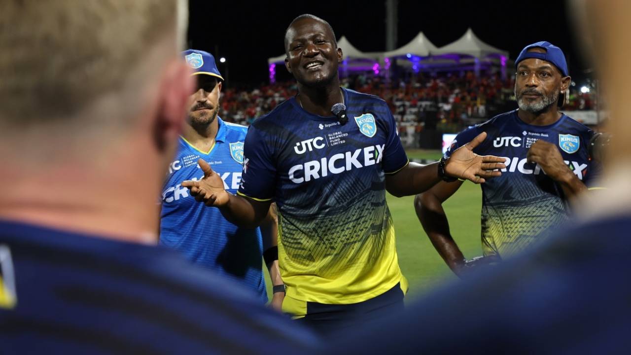 Daren Sammy, Faf du Plessis and Floyd Reifer at St Lucia Kings' huddle, Guyana Amazon Warriors vs St Lucia Kings, CPL 2024 final, Providence, October 6, 2024