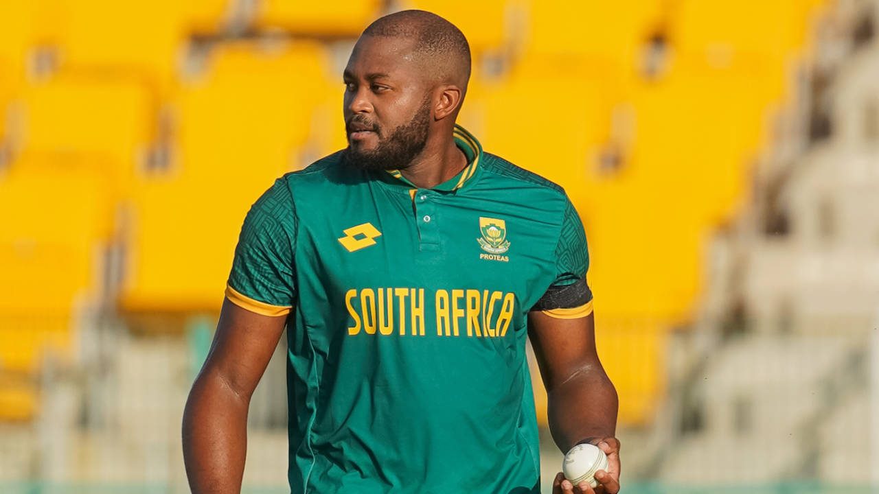 Andile Phehlukwayo dismissed Lorcan Tucker and George Dockrell, Ireland vs South Africa, 3rd ODI, Abu Dhabi, October 7, 2024