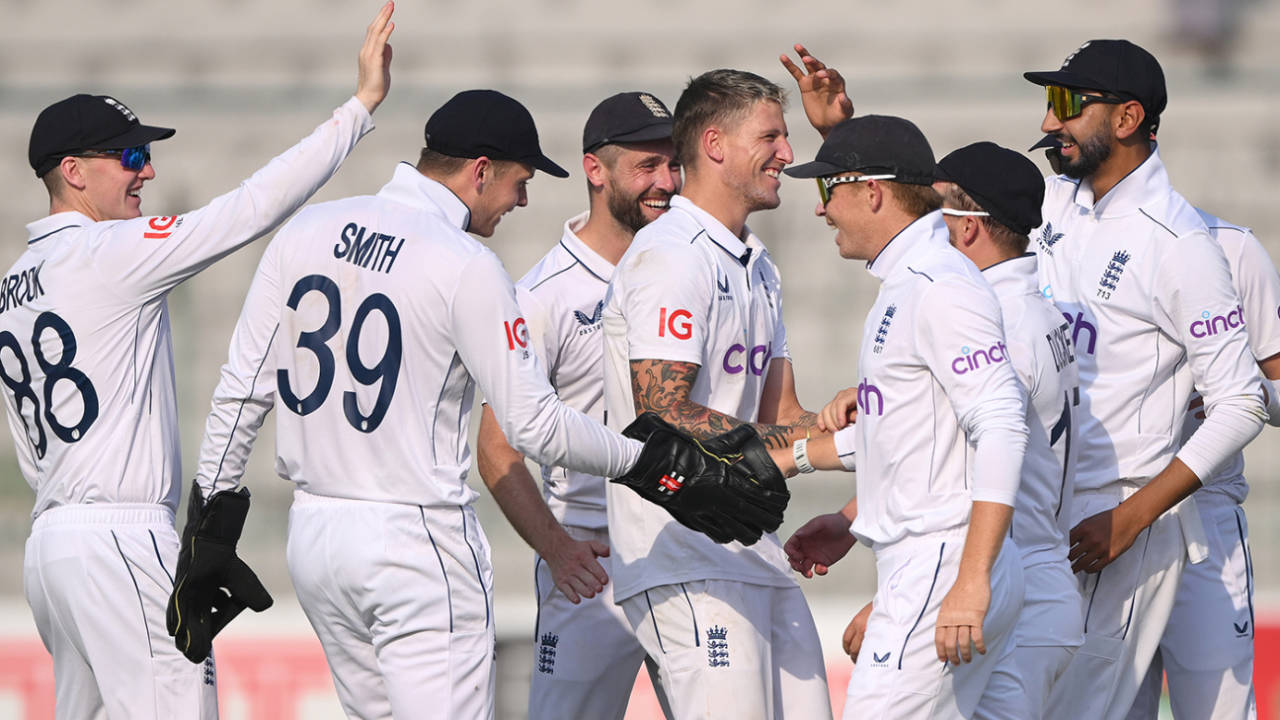 Brydon Carse struck with his first ball, Pakistan vs England, 1st Test, Multan, 4th day, October 10, 2024