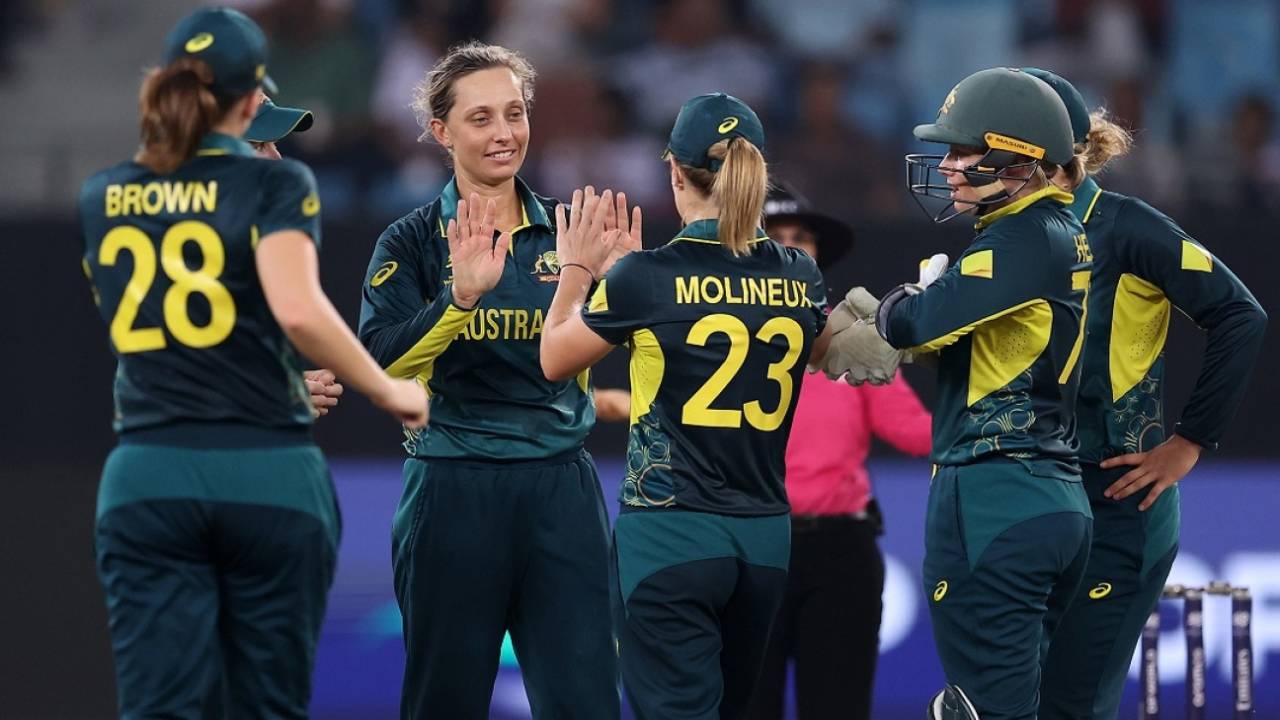 Ashleigh Gardner picked up all of her four wickets at the death, Australia vs Pakistan, Women's T20 World Cup, Dubai, October 11, 2024