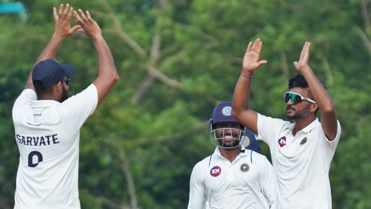 Jajaj Saxena picked up five wickets, Kerala vs Punjab, Ranji Trophy, Elite Group C, Thumba, October 13, 2024
