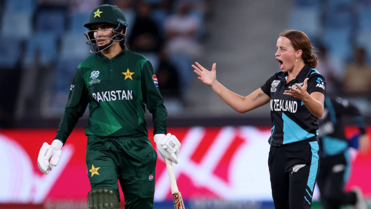 Eden Carson ensured Aliya Riaz's promotion didn't pay off for Pakistan, New Zealand vs Pakistan, Women's T20 World Cup, Dubai, October 14, 2024