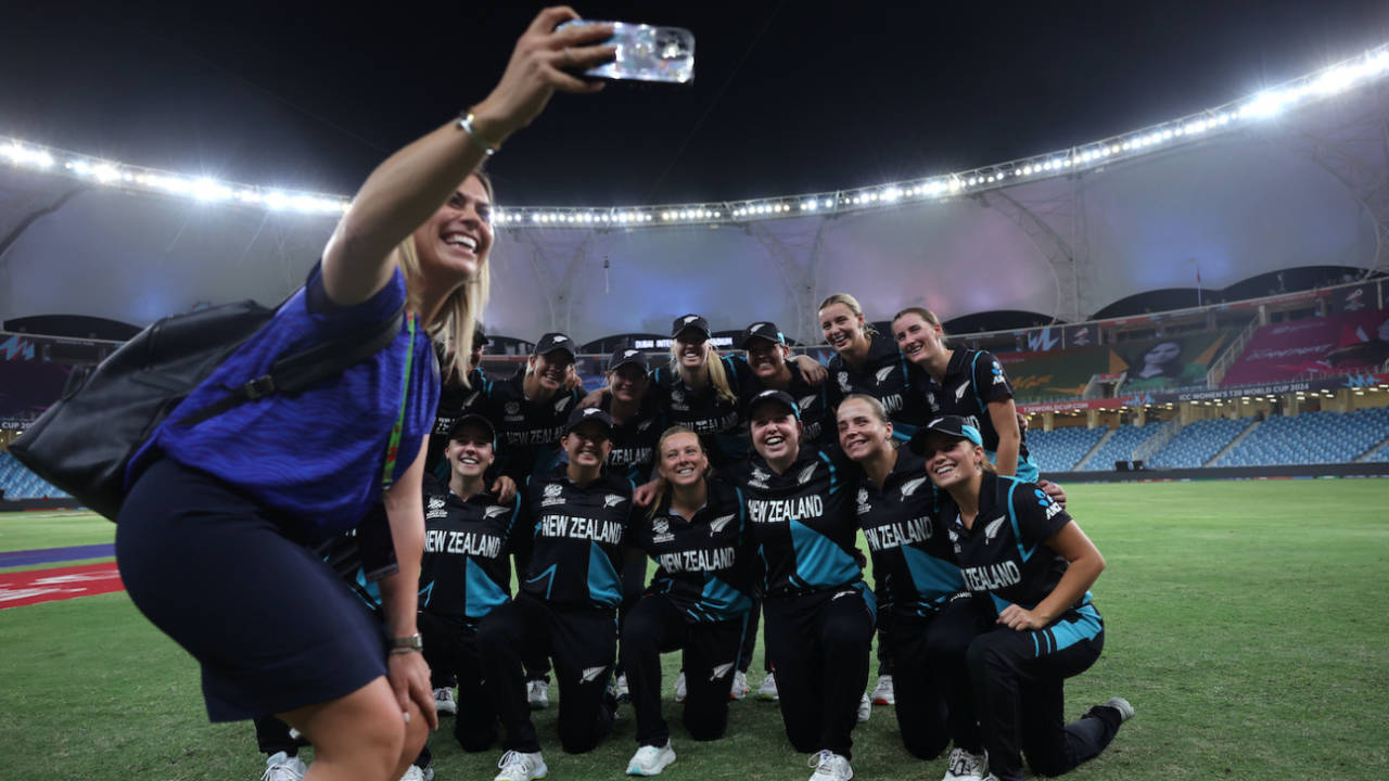Broadcaster Laura McGoldrick takes a selfie with the New Zealand team post their semi-finals-sealing win, New Zealand vs Pakistan, Women's T20 World Cup, Dubai, October 14, 2024