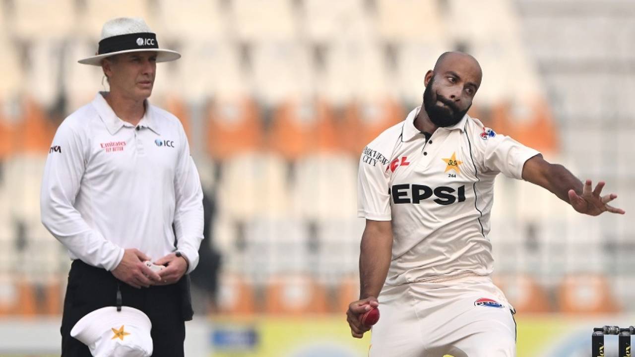 Sajid Khan shared the new ball for Pakistan, Pakistan vs England, 2nd Test, Multan, 2nd day, October 16, 2024