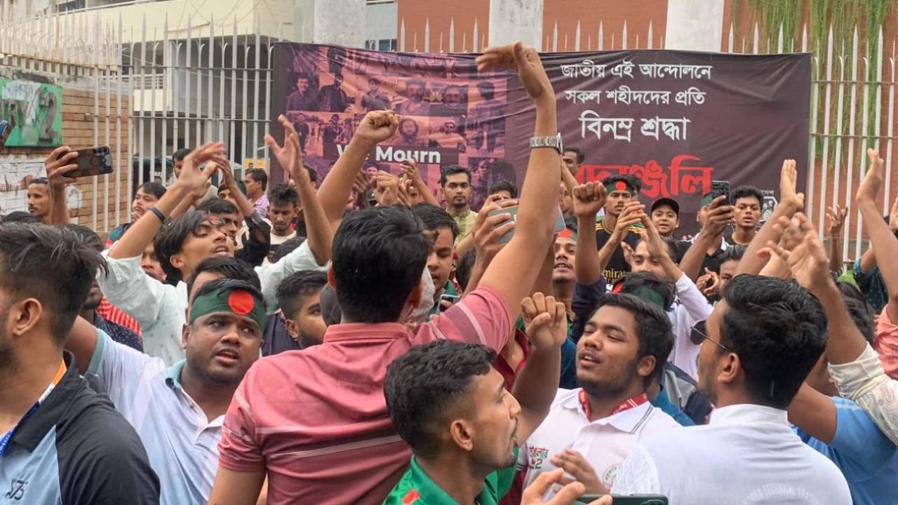 Shakib Al Hasan's fans show their support for the cricketer outside the Shere Bangla Stadium, Dhaka, October 18, 2024