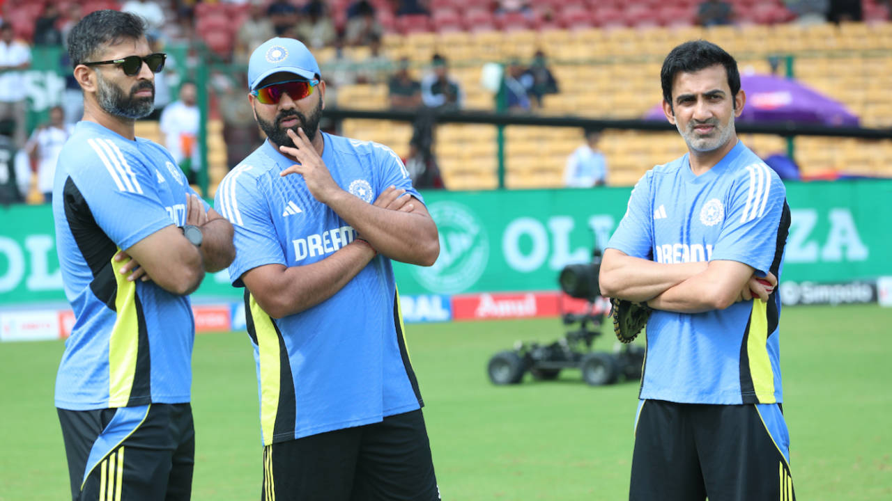 Abhishek Nayar, Rohit Sharma and Gautam Gambhir look on, India vs New Zealand, 1st Test, Bengaluru, 5th day, October 20, 2024