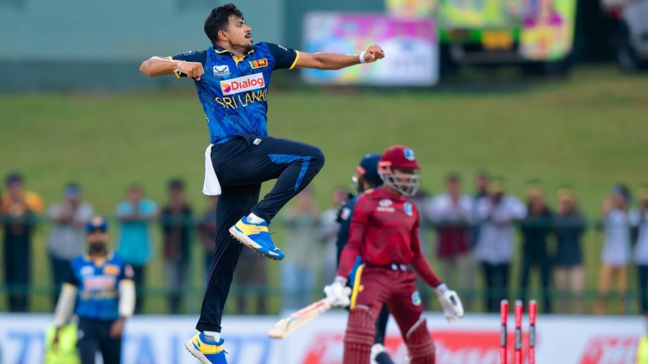 Maheesh Theekshana makes a mess of Alick Athanaze's stumps, Sri Lanka vs West Indies, 2nd ODI, Pallekele, October 23, 2024