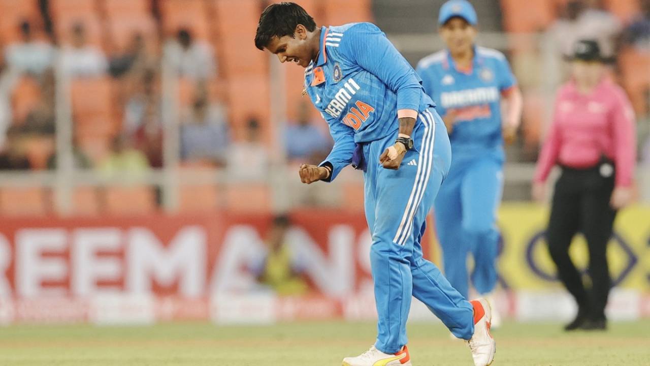 Deepti Sharma came up with a crucial strike, India vs New Zealand, 1st ODI, Ahmedabad, October 24, 2024 