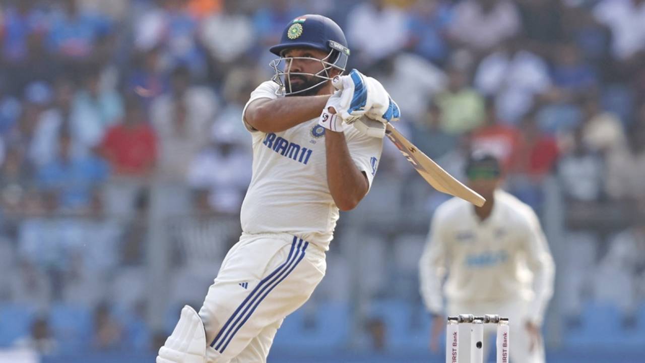 Rohit Sharma plays the pull, India vs New Zealand, 3rd Test, Mumbai, 1st day, November 1, 2024