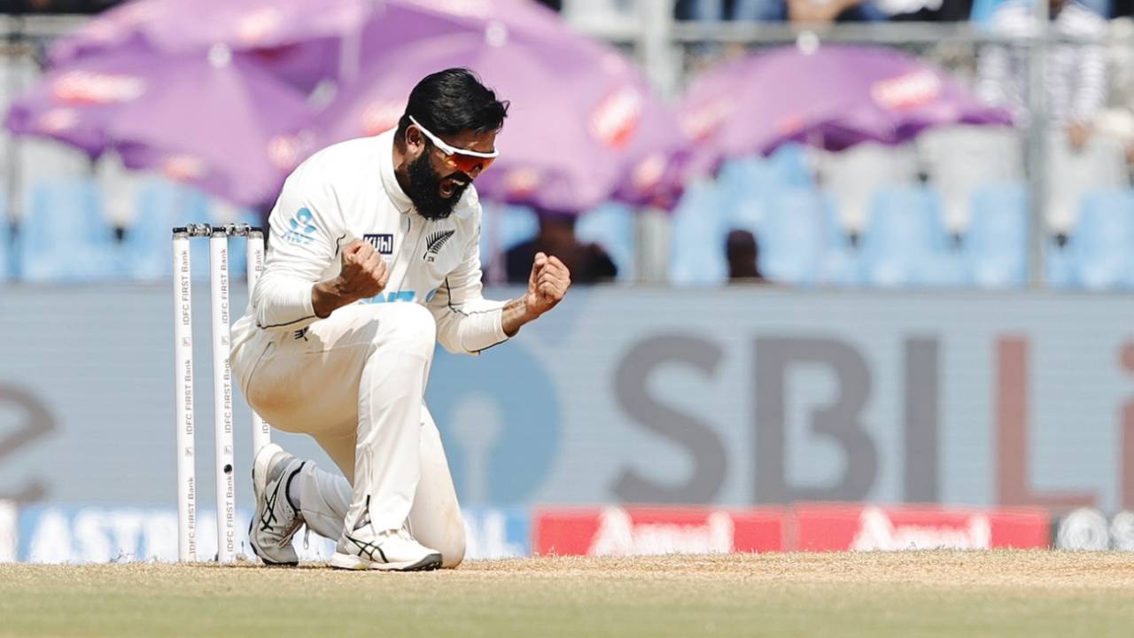 Ajaz Patel celebrates after finishing India off, India vs New Zealand, 3rd Test, Mumbai, 3rd day, November 3, 2024