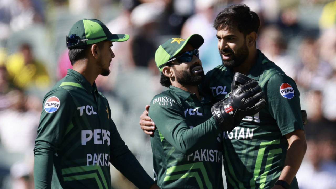 Haris Rauf and Mohammad Rizwan had a good outing in the field, Australia vs Pakistan, 2nd ODI, Adelaide, November 8, 2024