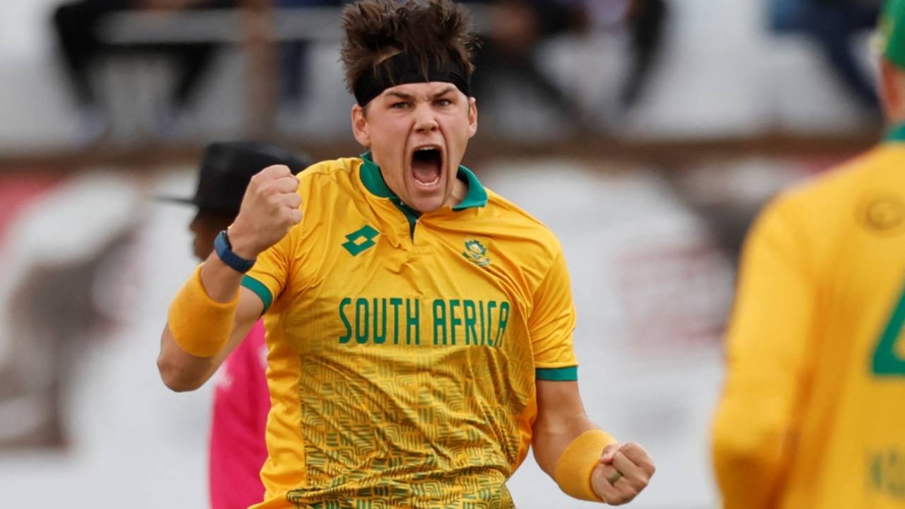 Gerald Coetzee dismissed Abhishek Sharma with his first ball of the match, South Africa vs India, 1st T20I, Durban, November 8, 2024