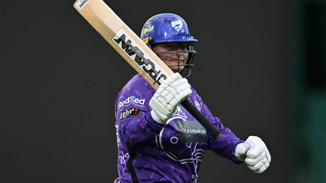 Lizelle Lee brought up her second consecutive century, Hobart Hurricanes vs Adelaide Strikers, WBBL, Hobart, November 13, 2024