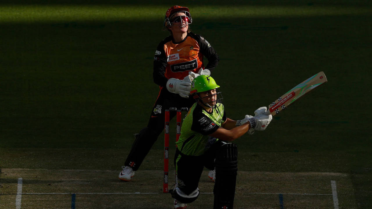 Georgia Voll played a magnificent innings in Sydney Thunder's chase, Perth Scorchers vs Sydney Thunder, WBBL, MCG, November 15, 2024