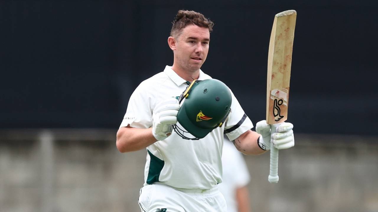 Jake Doran brought up a quick century, Queensland vs Tasmania, 2nd day, Brisbane, November 16, 2024
