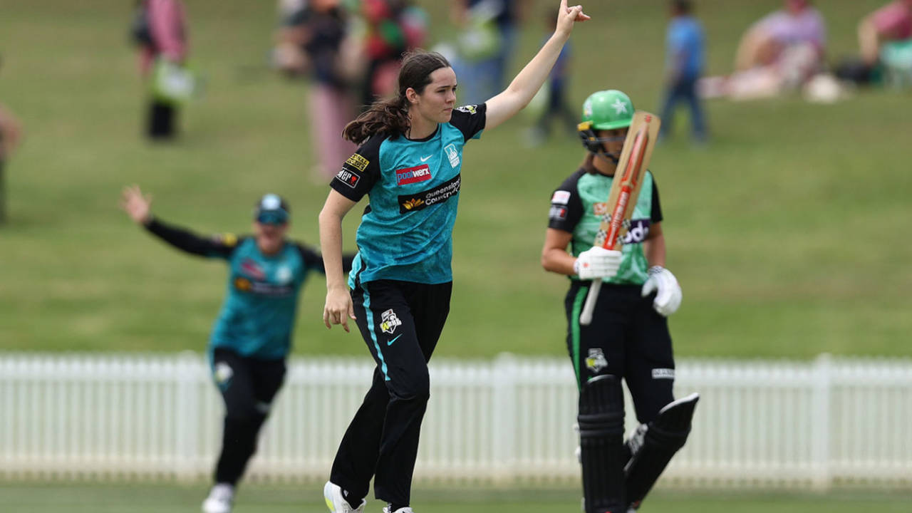 Lucy Hamilton dismantled Melbourne Stars with 5 for 8, Brisbane Heat vs Melbourne Stars, WBBL Drummoyne Oval, November 17, 2024
