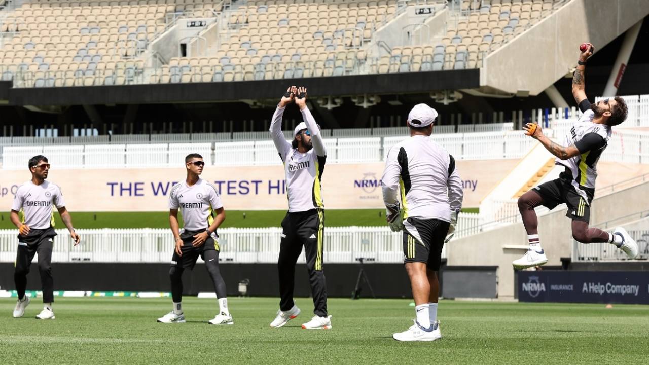 Dhruv Jurel, Yashasvi Jaiswal, KL Rahul and Rishabh Pant look on as Virat Kohli takes a catch, India vs Australia, November 19, 2024, Perth