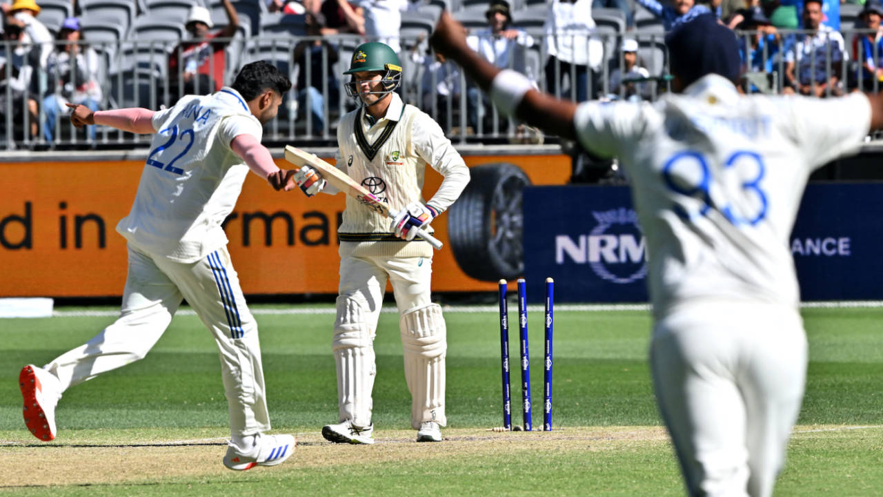 Harshit Rana's offcutter cleaned up Alex Carey and ended the game, Australia vs India, 1st Test, 4th day, Optus Stadium, November 25, 2024