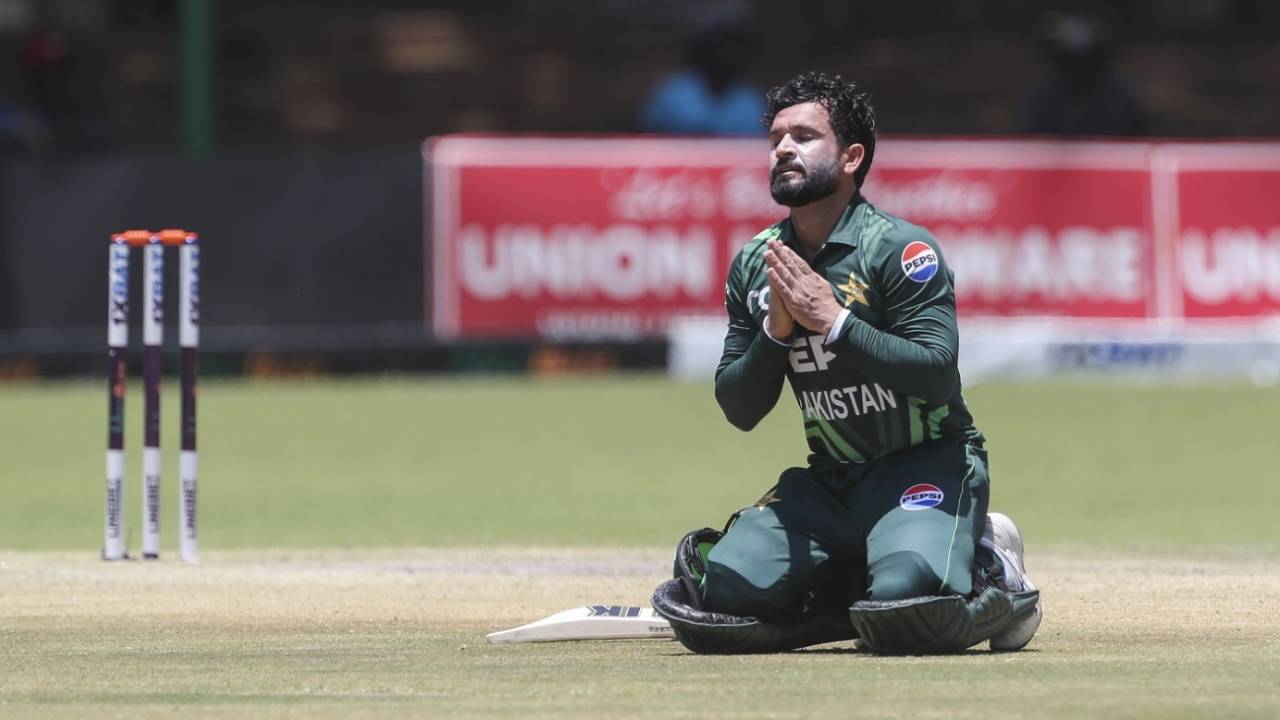 Kamran Ghulam celebrates his maiden ODI century, Zimbabwe vs Pakistan, 3rd ODI, Bulawayo, November 28, 2024