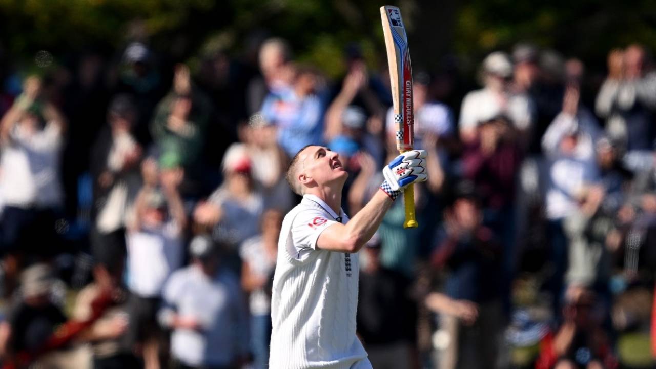 Harry Brook raises his bat after bringing up his seventh Test ton, New Zealand vs England, 1st Men's Test, Day 2, Christchurch, November 29, 2024