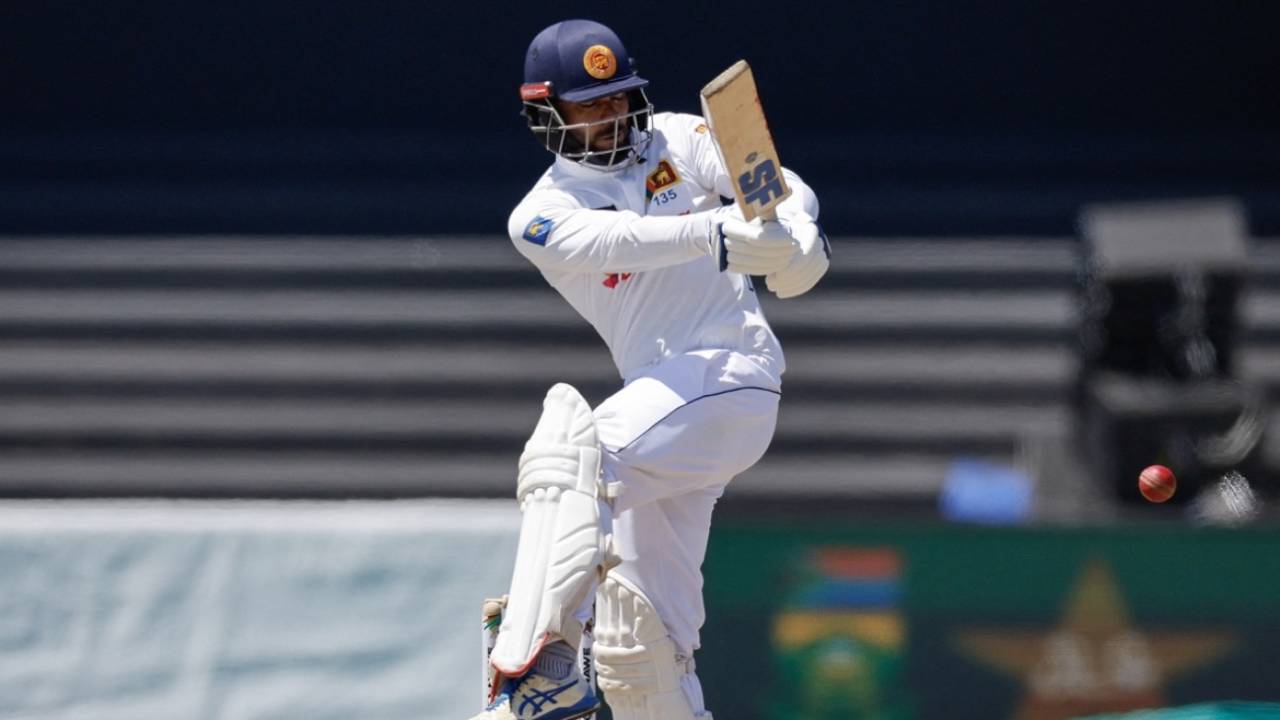Dhananjaya de Silva pulls one, South Africa vs Sri Lanka, 1st Test, Durban, 4th day, November 30, 2024
