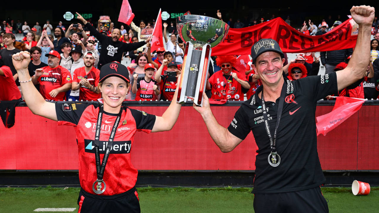 Sophie Molineux and Simon Helmot in front of Melbourne Renegades fans, Melbourne Renegades vs Brisbane Heat, WBBL 2024, Melbourne, December 1, 2024