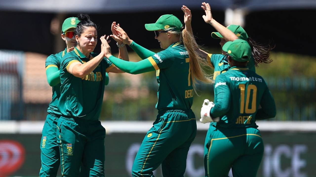 Marizanne Kapp struck thrice with the new ball, South Africa vs England, 1st Women's ODI, Kimberley, December 4, 2024