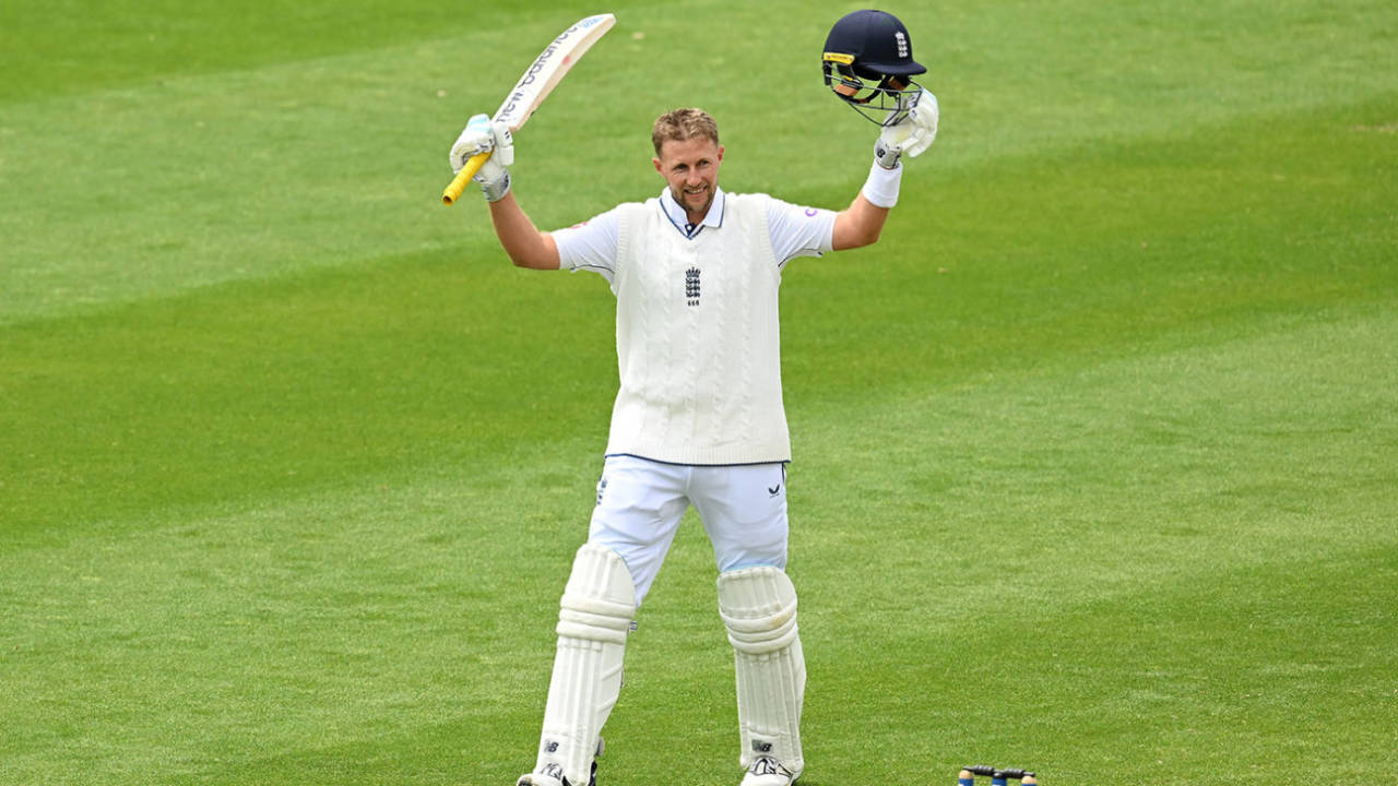 Joe Root celebrates after bringing up his century, New Zealand vs England, 2nd Test, Wellington, 3rd day, December 8, 2024