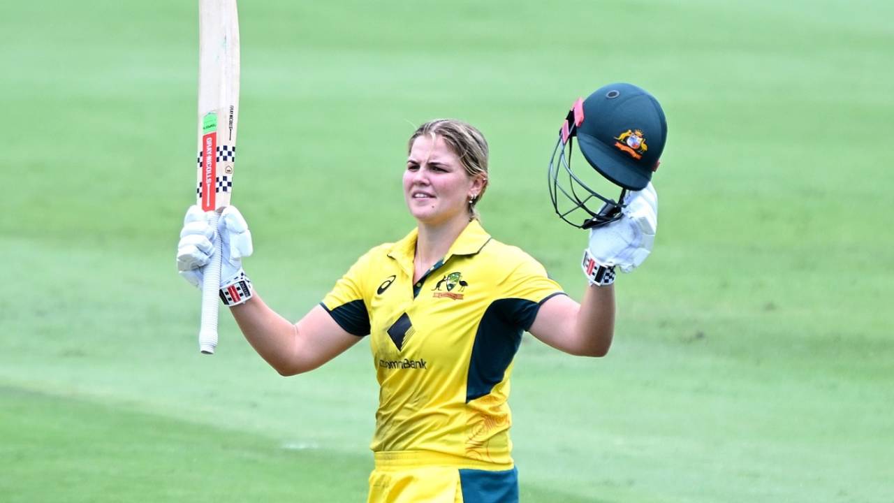 Georgia Voll converted her maiden fifty-plus score in ODIs to a century, Australia vs India, 2nd women's ODI, Brisbane, December 8, 2024