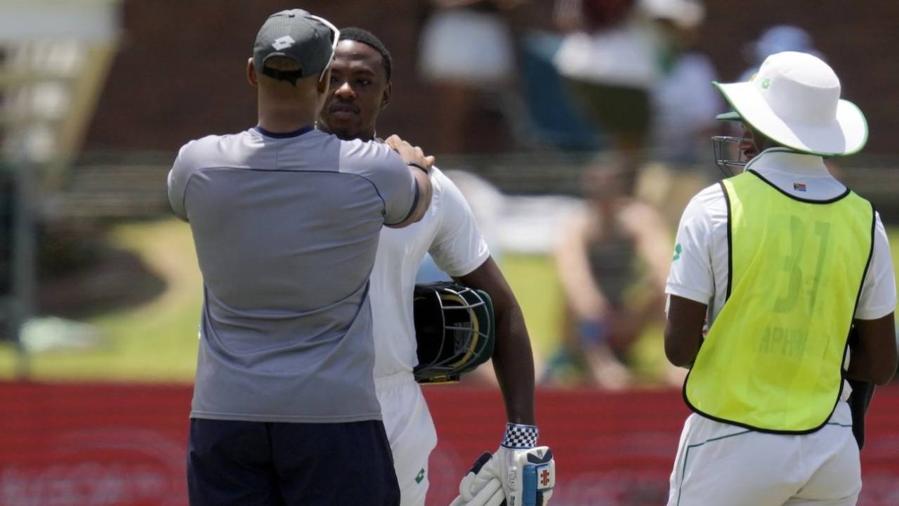 Kagiso Rabada undergoes a concussion test, South Africa vs Sri Lanka, 2nd Test, Gqeberha, 4th day, December 8, 2024
