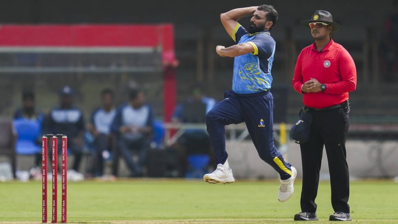 Mohammed Shami looked in good rhythm in his first spell, Bengal vs Chandigarh, Syed Mushtaq Ali Trophy, pre-quarter-final, Bengaluru, December 9, 2024
