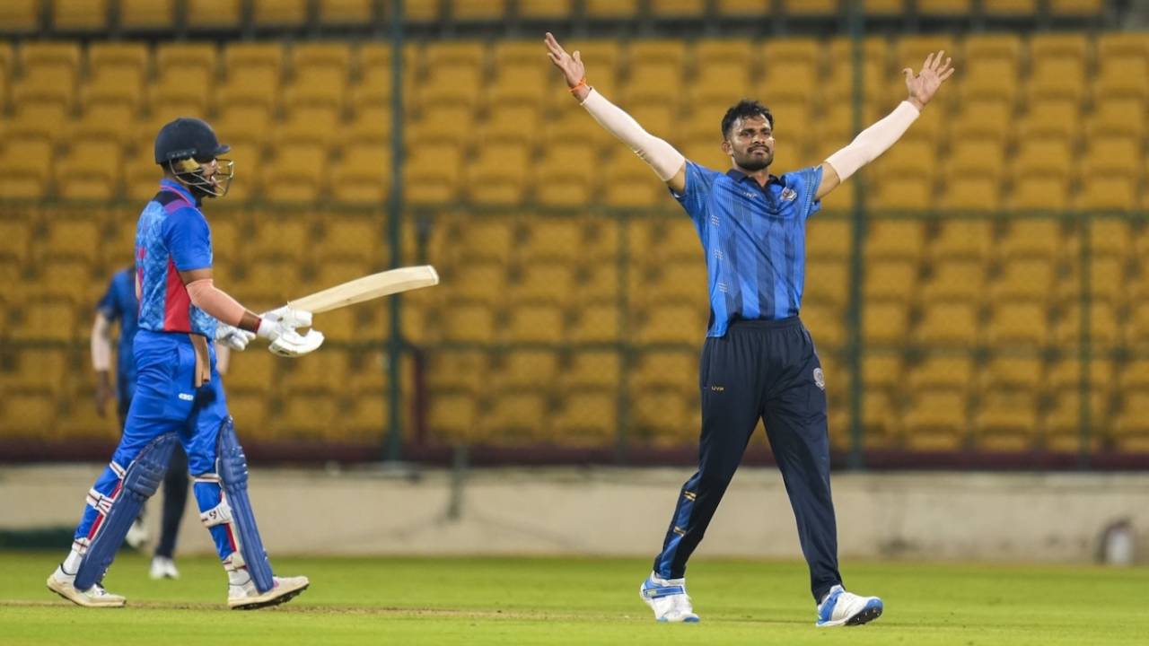 Kodavandla Sudharsan is thrilled after dismissing Karan Sharma, Andhra vs Uttar Pradesh, Syed Mushtaq Ali Trophy, pre-quarter-final, Bengaluru, December 9, 2024
