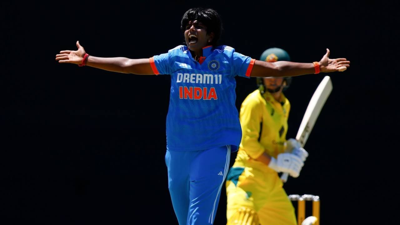 Arundhati Reddy dismissed Phoebe Litchfield using the DRS, Australia vs India, 3rd Women's ODI, WACA, December 11, 2024