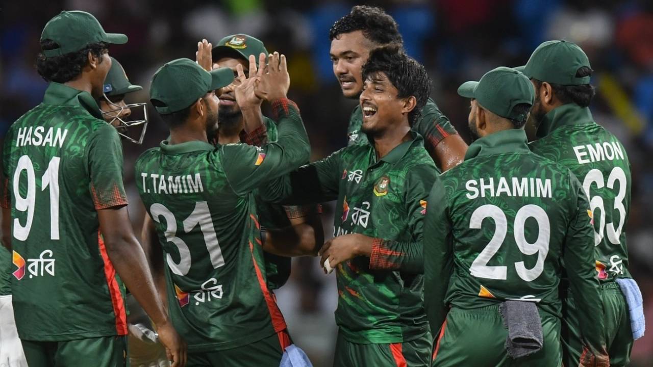 Mahedi Hasan's four-wicket haul rocked Bangladesh's chase, West Indies vs Bangladesh, 1st T20I, Kingstown, December 15, 2024