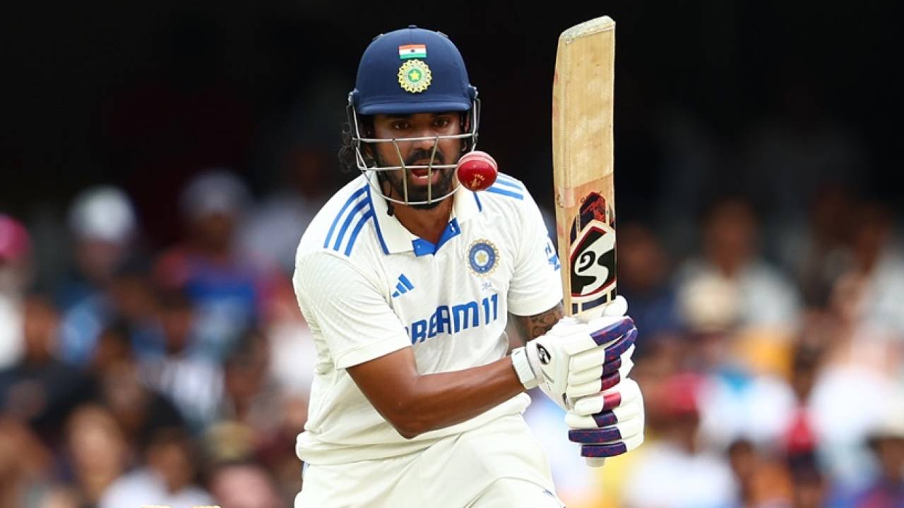 KL Rahul was solid at one end while wickets fell at the other, Australia vs India, 3rd Test, Brisbane, 3rd day, December 16, 2024