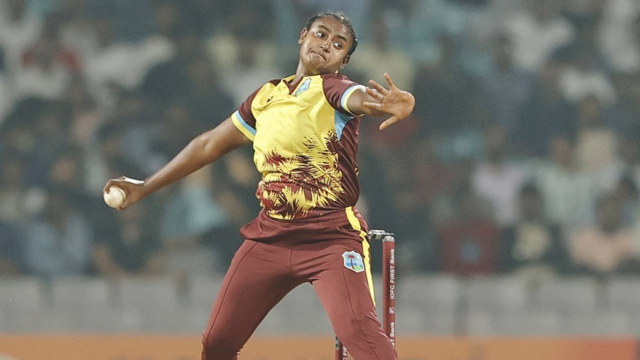 Ashmini Munisar saw Smriti Mandhana's catch go down in her first over, India vs West Indies, 2nd Women's T20I, Navi Mumbai, December 17, 2024